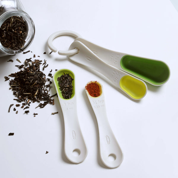 SleekStor¨ Nesting Spoons - Shades of Green