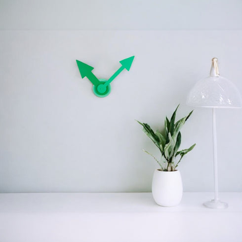 Little Big Time Arrow Clock