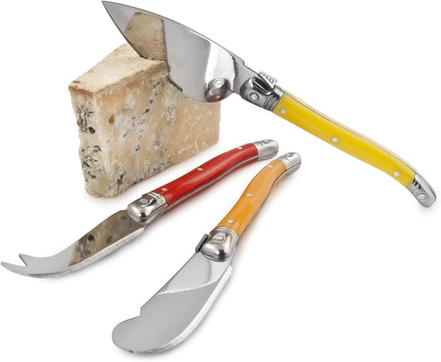 True Sunnyside 3 Cheese knife and cutting board